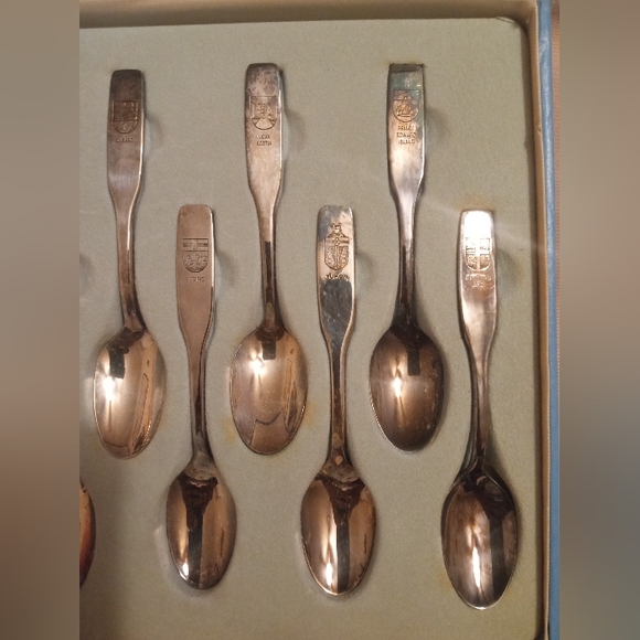 Canadian Spoons - Picture 3 of 7